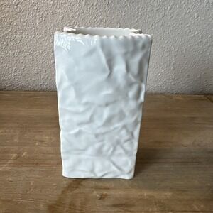 White Ceramic Paper Bag Base Keep Smiling Grasslands Road Do Not Litter Pop Art